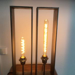 Lampe en acier poli Equinox